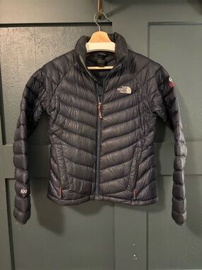 The North Face Navy 800-Fill Down Jacket
